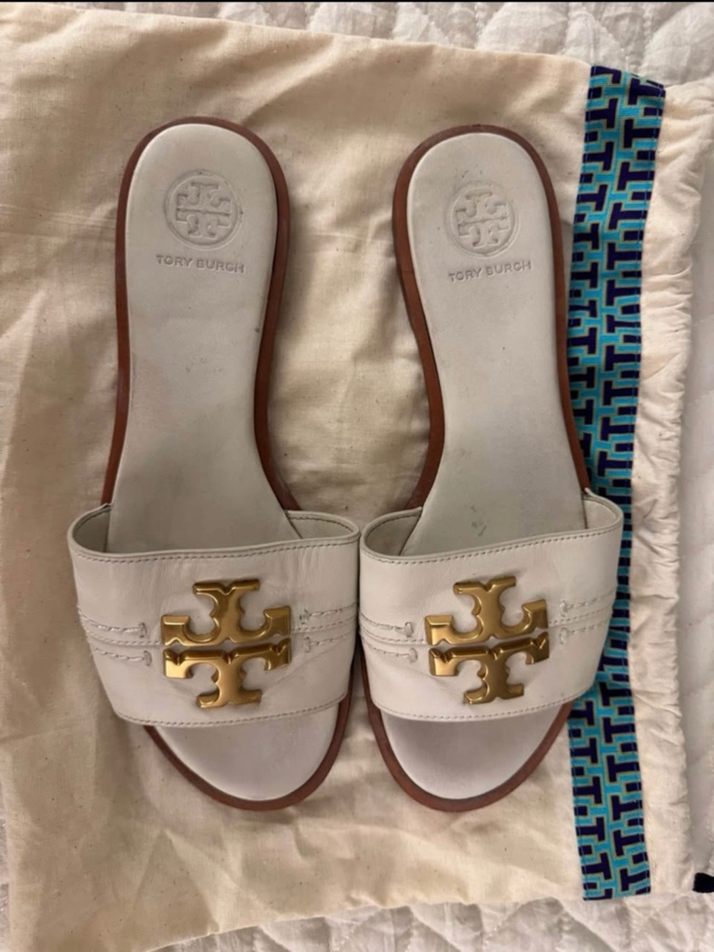 Tory Burch White Everly Slide
Sandal Sz 6.5